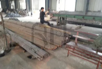 &Eacute;quipement de production de colliers de serrage forg&eacute;s